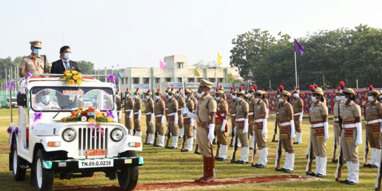 தூத்துக்குடியில் 72வது குடியரசு தினவிழா கோலாகல கொண்டாட்டம். மாவட்ட ஆட்சியர், எஸ்.பி பங்கேற்பு