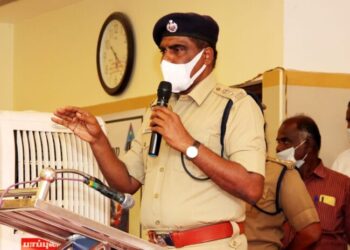 திருநெல்வேலியில்32 – வது தேசிய சாலை பாதுகாப்பு மாத விழா விழிப்புணர்வு கருத்தரங்கு கூட்டம் – மாவட்ட எஸ்.பி தலைமை தாங்கினார்