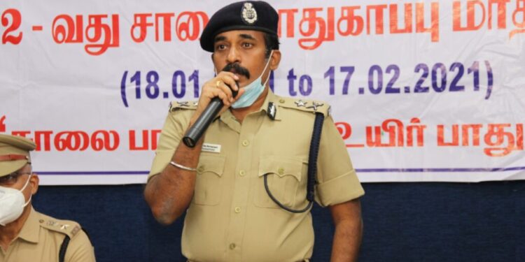 திருச்சியில் சாலைபாதுகாப்பு விழிப்புணர்வு நிகழ்ச்சி மற்றும் மருத்துவமுகாமை போலீஸ் கமிஷ்னர் துவக்கி வைத்தார்