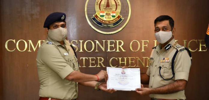 1கோடி மதிப்பிலான குட்கா கடத்திய கும்பல் கைது – கமிஷ்னர் பாராட்டு