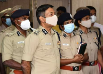 4K தொழில் நுட்பத்துடன் கூடிய 40 சிசிடிவி கேமராக்களின் இயக்கத்தை சென்னை பெருநகர போலீஸ் கமிஷ்னர் துவக்கி வைத்தார்