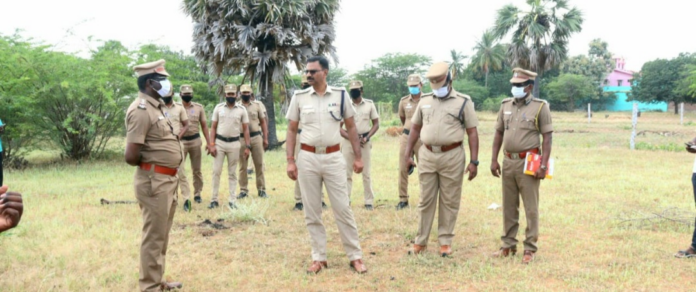 சாத்தான்குளம் பகுதியில் ஒருவர் கொலை – குற்றவாளியை கைது செய்ய தனிப்படை அமைத்த எஸ்.பி எஸ்.ஜெயக்குமார்