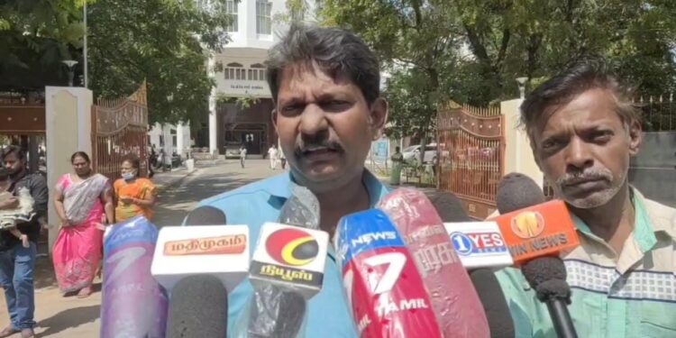 பெண்கள் கல்லூரி, பள்ளிக்கூடம், கிறிஸ்தவ ஆலயம் மிகஅருகில் புதிய டாஸ்மாக் கடை அமைக்க தீவிரமுயற்சி – மாவட்ட ஆட்சியரிடம் பொதுமக்கள் புகார்.