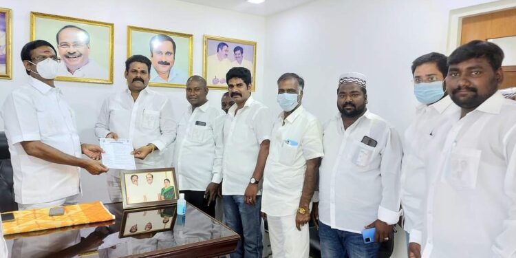 பாமக சார்பில் வேளச்சேரி சட்டமன்ற தொகுதியில் போட்டியிடுவதற்கான விருப்ப மனு தாக்கல்