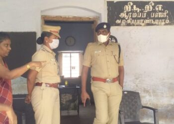 வாக்குச்சாவடி பாதுகாப்பு குறித்து  திருநெல்வேலி மாவட்ட எஸ்.பி ஆய்வு