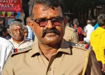 சென்னை அடையாற்றின்‌ பாலத்தின்‌ கீழ்‌ உயிருக்கு போராடிக்கொண்டிருந்த பெண்ணை சமயோஜிதமாக செயல்பட்டு மீட்ட ஆய்வாளர்‌ புகழேந்தி