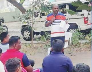 விளாத்திகுளம்  டி.எஸ்.பி .பிரகாஷ்  மேற்பார்வையில் காவலர்களுக்கு கொரோனா தடுப்பூசி