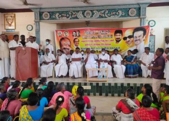 கல்லல் ஒன்றியம் மானகிரியில் திமுக செயல்வீரர்கள் கூட்டம்