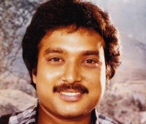 நடிகர் கார்த்திக் மூச்சுத் திணறல் காரணமாக சென்னையில் இருக்கும் தனியார் மருத்துவமனை ஒன்றில் அனுமதி