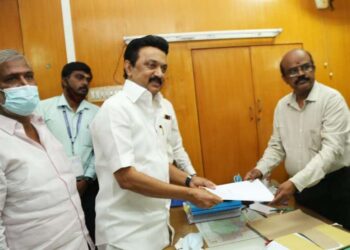 கொளத்தூர் தொகுதியில் ஸ்டாலின் வேட்பு மனு தாக்கல்