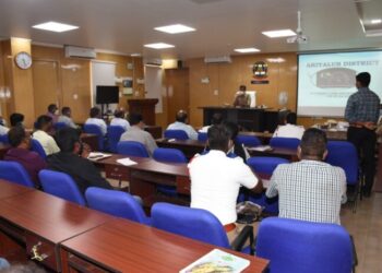 அரியலூர் மாவட்ட எஸ்.பி தலைமையில் சாலை பாதுகாப்பு ஆலோசனை கூட்டம்