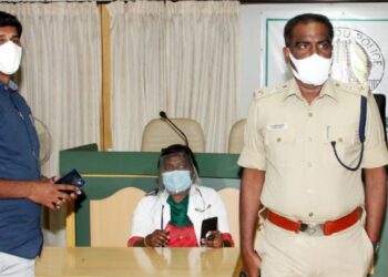 காவலர்கள், அமைச்சு பணியாளர்கள் இன்று இரண்டாம் கட்ட கொரனா தடுப்பூசி