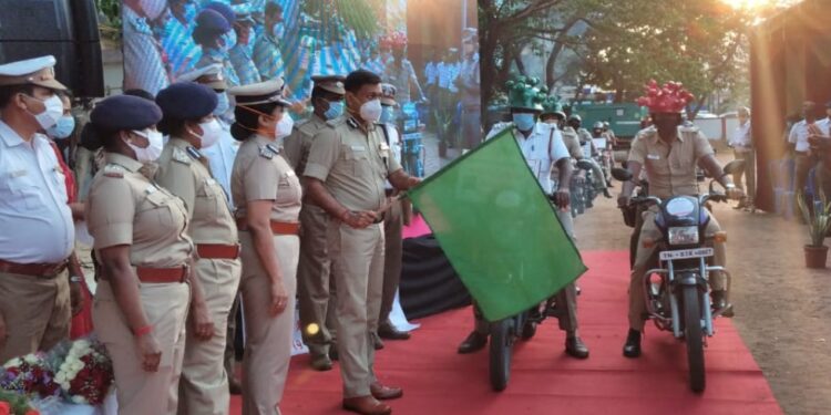 கமிஷ்னர் தலைமையில் கொரனா தடுப்பு மேடை நாடக விழிப்புணர்வு நிகழ்ச்சி