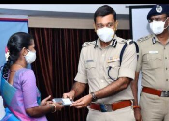 4.39 கோடி மதிப்புள்ள 3,962 செல்போன்கள் மீட்பு – பெருநகர போலீஸ் கமிஷ்னர் பெருமிதம்