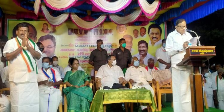 தேவகோட்டையில் காங்கிரஸ் கட்சி வேட்பாளரை ஆதரித்து தேர்தல் பொதுக்கூட்டம்