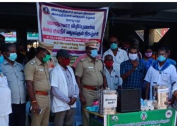 விளாத்திகுளம் துணை காவல் கண்காணிப்பாளர் பிரகாஷ் தலைமையில் கொரோனா வைரஸ் விழிப்புணர்வு நிகழ்ச்சி