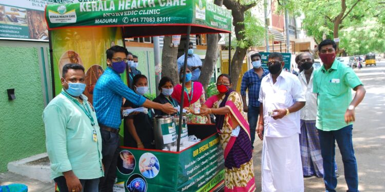 மதுரையில் இலவச ஆயுஷ்க்வாத் குடிநீர் வழங்கும் முகாம்