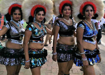 கொரோனா கால சிறப்பு நிவாரண உதவியாக, நாட்டுப்புறக் கலைஞர்களுக்கு ரூ.2000