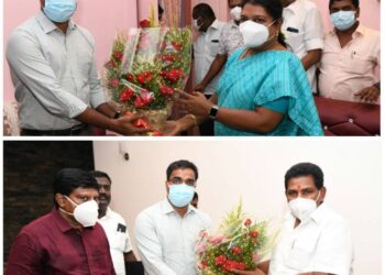 தூத்துக்குடிக்கு வருகை தந்த அமைச்சர்கள் கீதாஜீவன், அனிதா ராதாகிருஷ்ணன் ஆகியோரை மாவட்ட ஆட்சியர் செந்தில்ராஜ் பூங்கொத்து கொடுத்து வரவேற்றார்.