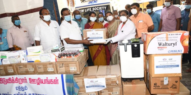 நாலுமாவடி இயேசு விடுவிக்கிறார் அமைப்பின் மூலம் ரூ.16.50 லட்சம் மதிப்பிலான கொரோனா நிவாரண உதவி