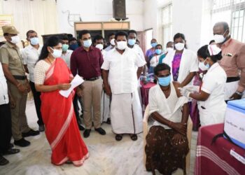 தூத்துக்குடி ஊராட்சி ஒன்றிய அளவிலான கொரோனா தடுப்பு விழிப்புணர்வு நடவடிக்கைகள் தொடர்பான ஆய்வு கூட்டம்