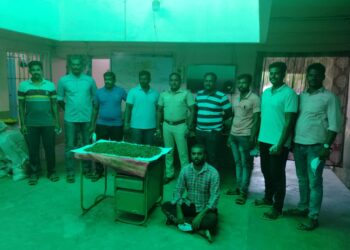 தூத்துக்குடியில் பூட்டை உடைத்து வீட்டிற்குள் புகுந்து நகை, லேப்டாப் மற்றும் பணத்தை கொள்யைடித்த இருவர் கைது