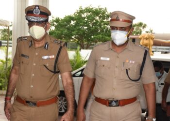 கொரோனா பரவல் தடுப்பு சிறப்பு காவல் அதிகாரி அரியலூர் மாவட்டத்தில் ஆய்வு