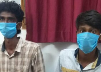 கோவில்பட்டி அருகில் 1.500 கிராம் கஞ்சா விற்பனை செய்த இருவர் கைது – கஞ்சா பாக்கெட்டுகள் பறிமுதல்