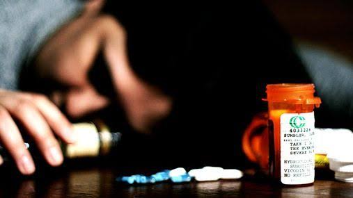 குழந்தை இறந்த துக்கத்தில் தந்தை தற்கொலை!