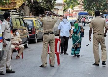 மனகுமுறலில் தமிழக காவல்துறையினர்