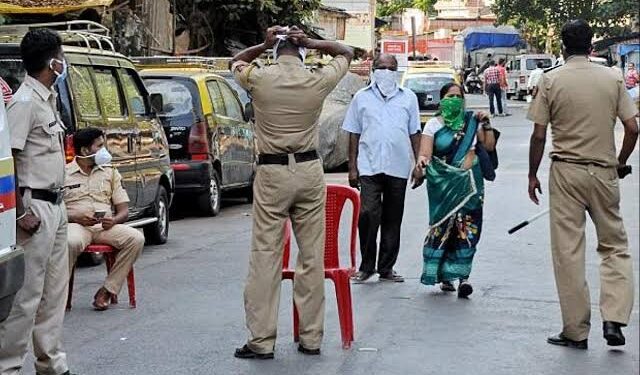 மனகுமுறலில் தமிழக காவல்துறையினர்