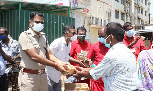 மேல்மருவத்தூர் ஆதிபராசக்தி ஆன்மீக இயக்கம் சார்பில் அன்னதானம் – எஸ்பி ஜெயக்குமார் துவக்கி வைத்தார்.