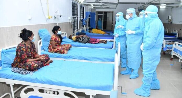 கொரனா சிகிச்சை பெற்றுவரும் காவலர்களின் குடும்பத்தினரை பெருநகர போலீஸ் கமிஷனர் நேரில் சென்று நலம் விசாரித்தார்