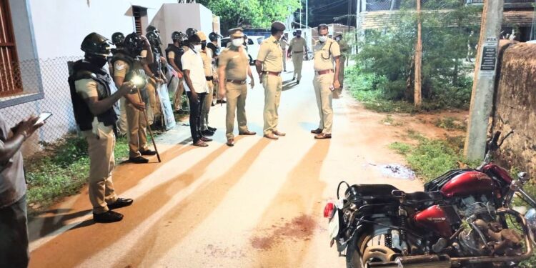 சாத்தான்குளம் பகுதியில் ஒருவர் கொலை – 18 மணி நேரத்தில் சம்பவத்தில் ஈடுபட்ட 6 பேர் கைது