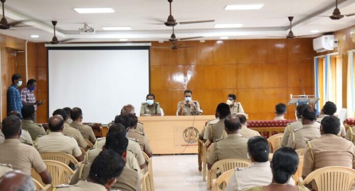 தூத்துக்குடி எஸ்.பி ஜெயக்குமார் தலைமையில் எஸ்.ஐ பணிமாறுதலுக்கான கலந்தாய்வு கூட்டம்