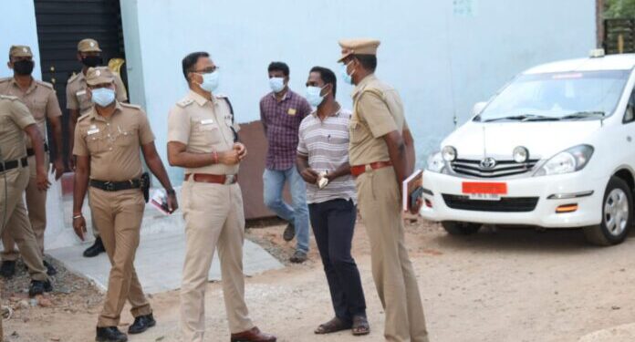 தூத்துக்குடியில் தங்கை கொன்ற அண்ணன் கைது – மாவட்ட எஸ்.பி நேரில் விசாரனை