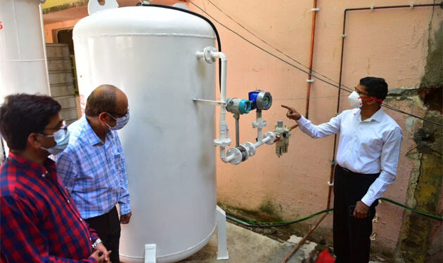 முதன் முதலாக மதுரை ரயில்வே மருத்துவமனையில் ரூ.50 லட்சம் செலவில் ஆக்சிஜன் தயாரிப்பு இயந்திரம்
