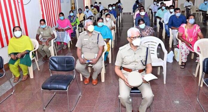 போலீசாரின் மன உலச்சலை தீர்க்க  சிறப்பு பயிற்சி்‌‌‌ வகுப்பு