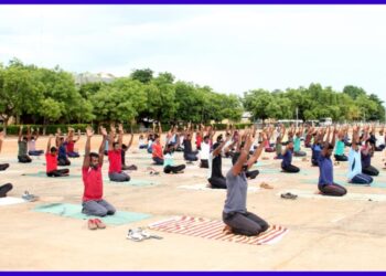 உடல் ஆரோக்கியத்தை மேம்படுத்த மாவட்ட எஸ்.பி நெ.மணிவண்ணன் தலைமையில் யோகா பயிற்சி