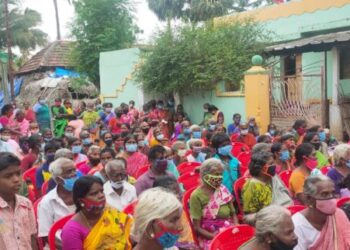 தூத்துக்குடி மாவட்டம் முத்தையாபுரம் அருகே மாற்று திறனாளிகள்,முதியவர்கள் அனைவருக்கும்‌‌‌ மாவட்ட எஸ்.பி நிவாரன உதவி வழங்‌‌‌கினார்‌‌‌