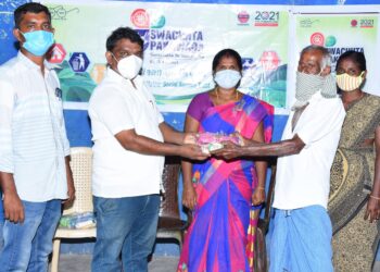 தூத்துக்குடி மாவட்டம் சில்லாநத்தம் கிராமத்தில் மதர் சமூக சேவை நிறுவனம் சார்பில் தூய்மை இந்தியா விழிப்புணர்வு கருத்தரங்கம்