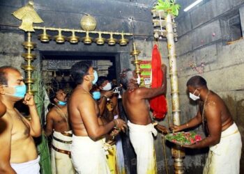 ஏரல் சேர்மன் அருணாசலசாமி கோவிலில் ஆடி அமாவாசை திருவிழா கொடியேற்றம்