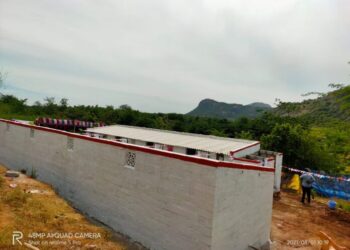 திண்டுக்கல் மாவட்ட காவல்துறை மற்றும் தொண்டு நிறுவனங்கள் இணைந்து 9 ஆதிவாசி பளியர் குடும்பத்தினருக்கு வீடுகள் கட்டி கொடுக்கப்பட்டது