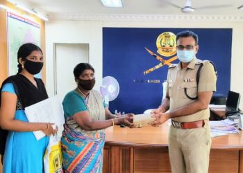 உடல்நலம் பாதிக்கப்பட்டு மிகவும் சிரமப்பட்டு வரும் ஆத்தூர் காவல் நிலைய சிறப்பு உதவி ஆய்வாளரின் மருத்துவ சிகிச்சைக்கு காவல்துறையினர் ஒருங்கிணைந்து ரூ. 2,20,000/- நிதியுதவி.