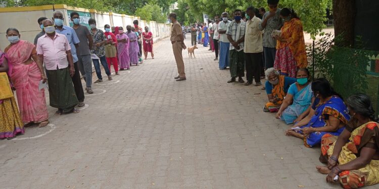 ஈரோடு மாவட்டத்தில் திருந்திய பயிர் காப்பீட்டு திட்டத்தில் விவசாயிகள் பதிவு செய்யலாம் கலெக்டர் கிருஷ்ணனுண்ணி அறிவிப்பு