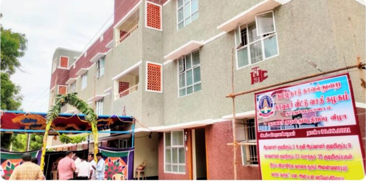 தூத்துக்குடி மாவட்டத்தில் ரூபாய் 5.64 கோடியில் புதிதாக  கட்டப்பட்ட தூத்துக்குடி தென்பாகம் காவல் நிலைய காவலர் குடியிருப்பை மாண்புமிகு தமிழக முதல்வர் அவர்கள் இன்று காணொளி மூலம் திறந்து வைத்தார்.