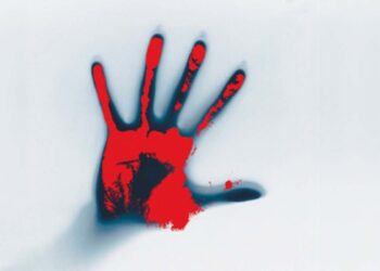 விருதுநகரில் குடும்பத்தகராறு காரணமாக பெண் காவலர் கழுத்தை பெல்டால் இறுக்கி கொலை