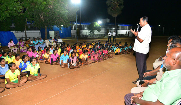 நாலுமாவடி புதுவாழ்வுச் சங்கம் சார்பில் பெண்களுக்கான கபடி பயிற்சி – சகோ.மோகன் சி. லாசரஸ் துவக்கி வைத்தார்.