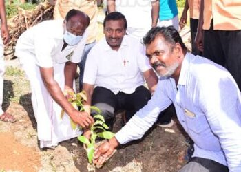 புதுவாழ்வு சங்கம் சார்பில் 75 ஆயிரம் மரக் கன்றுகள் நடும் திட்டத்தினை சகோ.மோகன் சி. லாசரஸ் துவக்கி வைத்தார்.