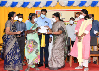 “உங்கள் தொகுதியில் முதல்வர்” திட்டத்தின்கீழ் தூத்துக்குடியில்  ரூ.6.67 கோடி நலத்திட்ட உதவி